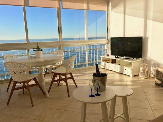 Los Fernandos, 1St Line Beachfront Poniente, 2 Bedroom Apartment Ocean Terrace Benidorm Exterior foto